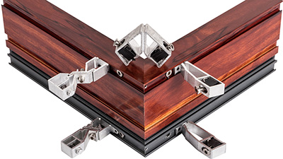 鋁合金門窗角碼如何使用，用在門窗那個(gè)位置